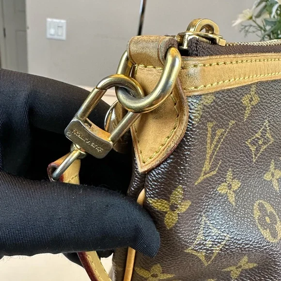 Louis Vuitton Monogram Canvas Palermo GM Shoulder Bag - Picture 14 of 17